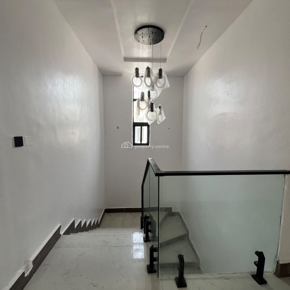 5 Bedroom & Bq, Lekki Phase 1, Lekki, Lagos, Detached Duplex for Sale