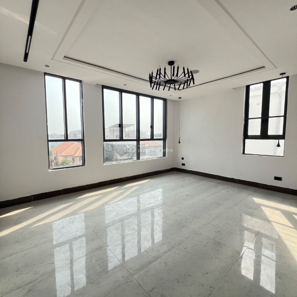 5 Bedroom & Bq, Lekki Phase 1, Lekki, Lagos, Detached Duplex for Sale