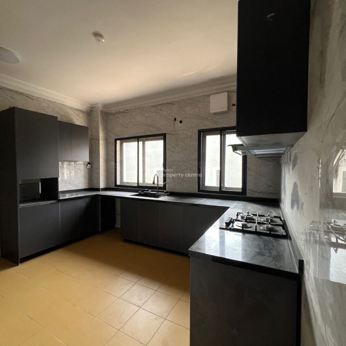 3 Bedroom Apartment with Bq and Elevator, Lekki Phase 1, Lekki, Lagos, Flat / Apartment for Rent