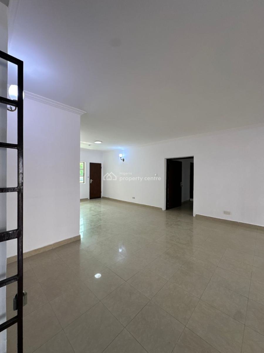 Spacious & Well-maintained 3-bedroom Apartment with Study Room, Ikoyi, Lagos, Flat / Apartment for Rent