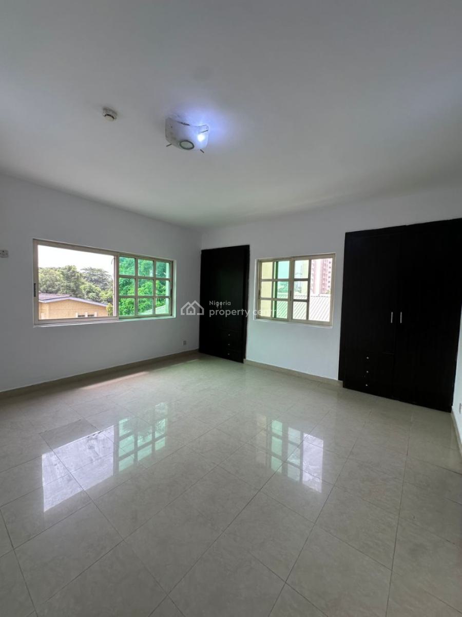 Spacious & Well-maintained 3-bedroom Apartment with Study Room, Ikoyi, Lagos, Flat / Apartment for Rent