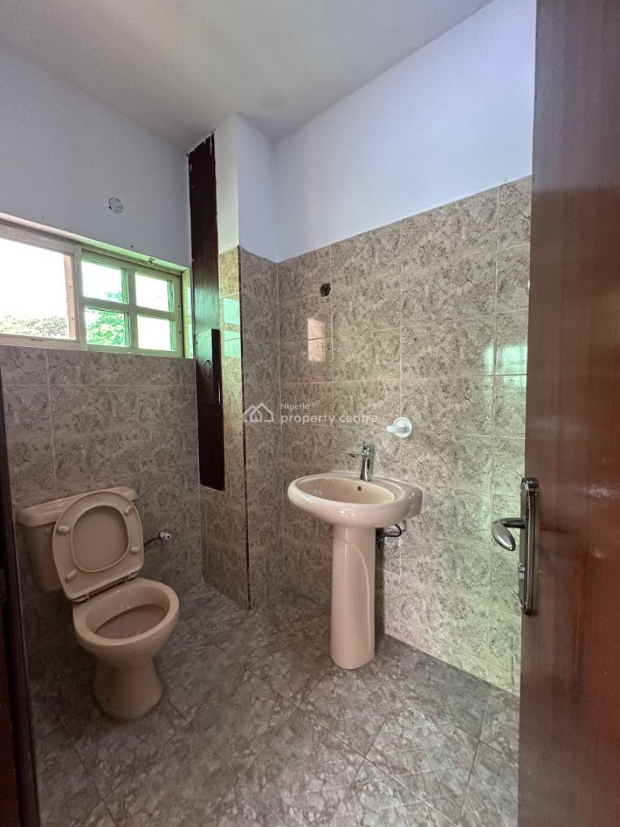 Spacious & Well-maintained 3-bedroom Apartment with Study Room, Ikoyi, Lagos, Flat / Apartment for Rent