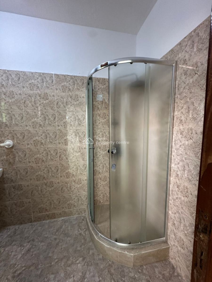 Spacious & Well-maintained 3-bedroom Apartment with Study Room, Ikoyi, Lagos, Flat / Apartment for Rent