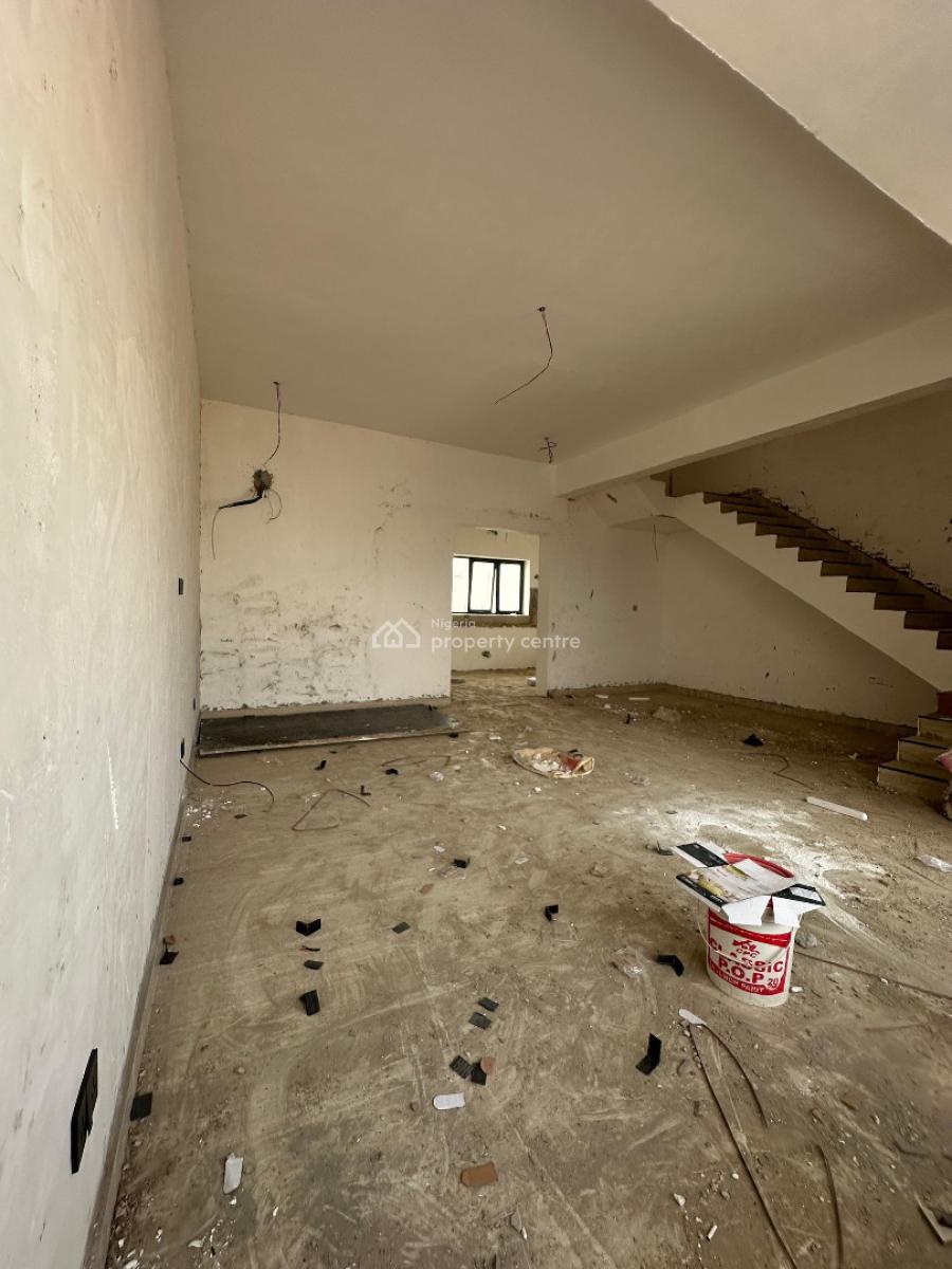 3 Bedroom Maisonette with Gym and Elevator, Off Freedom Way, Lekki Phase 1, Lekki, Lagos, Terraced Duplex for Sale