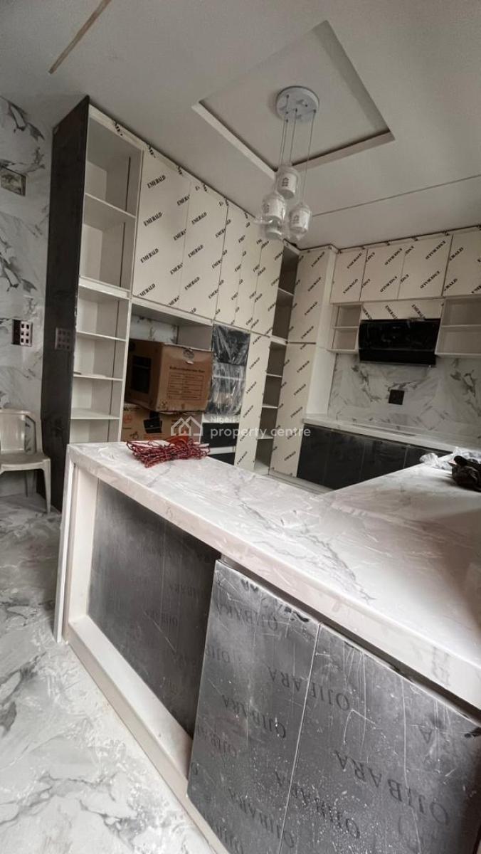 4 Bedroom Semi-detached Duplex with Bq, Idado, Lekki, Lagos, Semi-detached Duplex for Rent