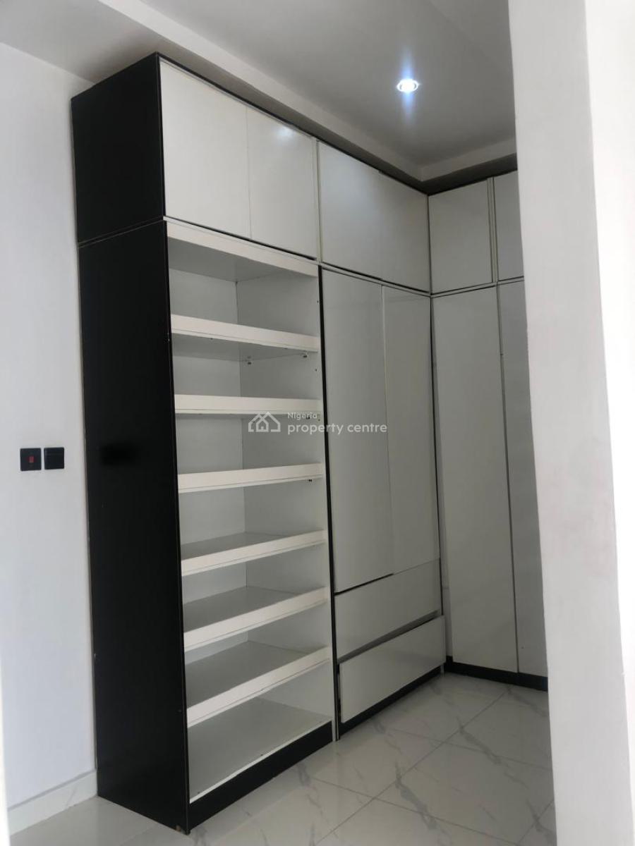 5 Bedroom Semidetached Duplex, Ologolo, Lekki, Lagos, Semi-detached Duplex for Rent