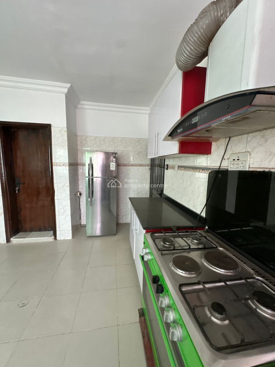 Spacious & Well-maintained 4-bedroom Furnished Penthouse Apartment, Ikoyi, Lagos, Flat / Apartment for Rent