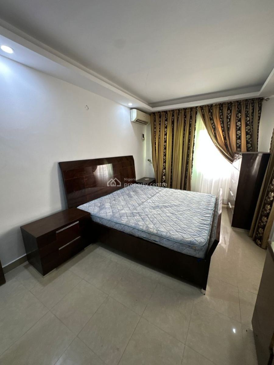 Spacious & Well-maintained 4-bedroom Furnished Penthouse Apartment, Ikoyi, Lagos, Flat / Apartment for Rent