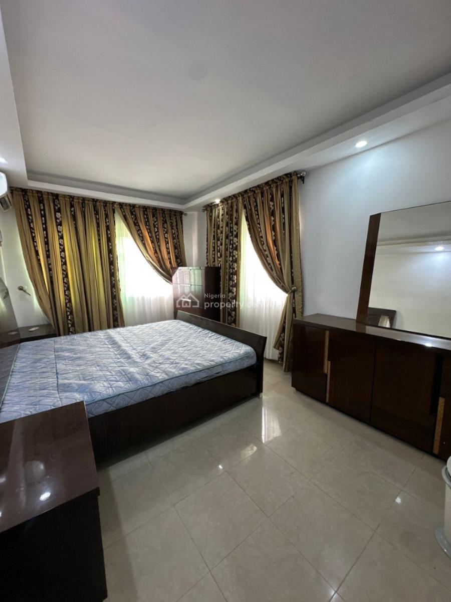 Spacious & Well-maintained 4-bedroom Furnished Penthouse Apartment, Ikoyi, Lagos, Flat / Apartment for Rent