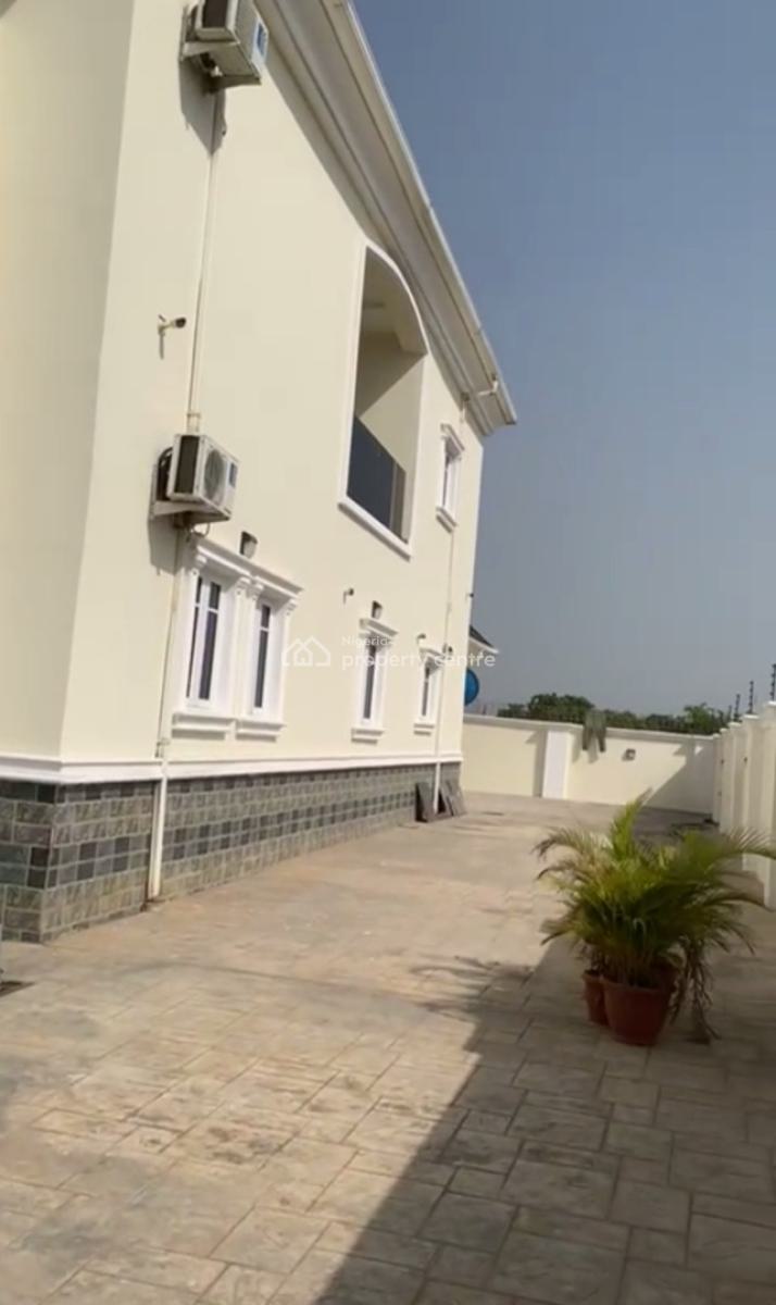Standard 5 Bedroom Fully Detached Duplex with Bq, Off 6th Avenue, Gwarinpa, Abuja, Detached Duplex for Rent