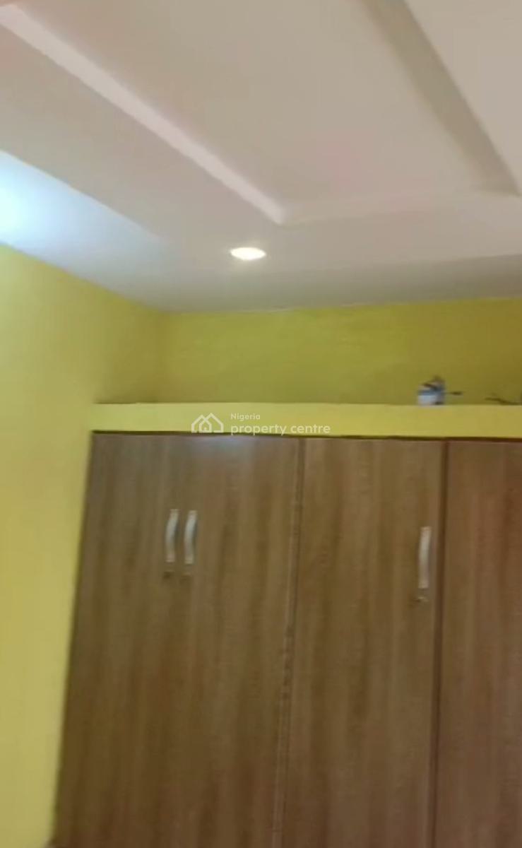 Newly Renovated 4 Bedroom Flat Upstairs, Omole Phase 1, Ikeja, Lagos, Flat / Apartment for Rent