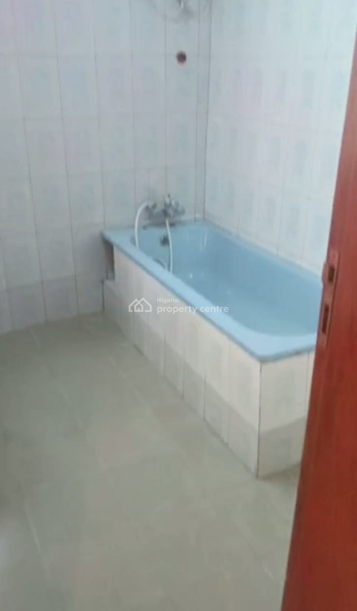 Newly Renovated 4 Bedroom Flat Upstairs, Omole Phase 1, Ikeja, Lagos, Flat / Apartment for Rent