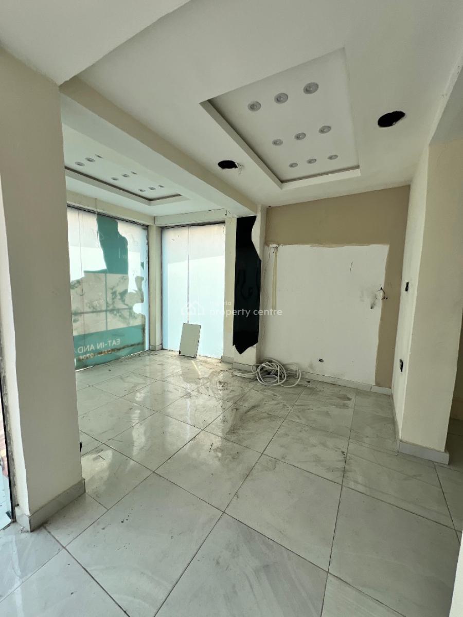 Spacious Shop Space, Lekki Phase 1, Lekki, Lagos, Shop for Rent