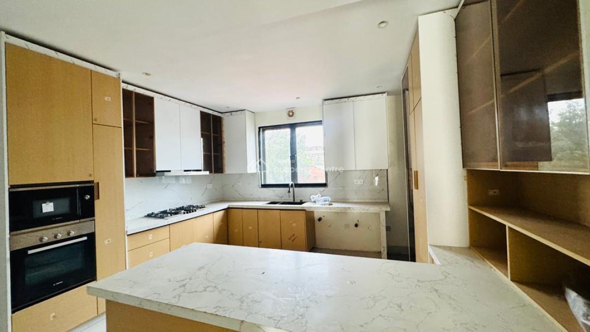 Newly Built 4 Bedrooms Maisonatte on The 3rd Floor, Old Ikoyi, Ikoyi, Lagos, Flat / Apartment for Rent