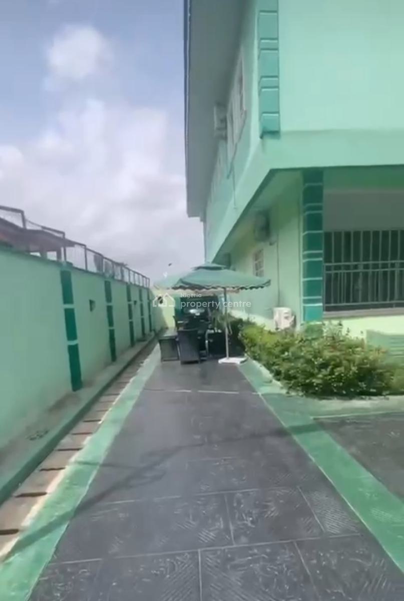 19 Rooms Hotel with Underground Swimming Pool, Opebi, Ikeja, Lagos, Hotel / Guest House for Rent