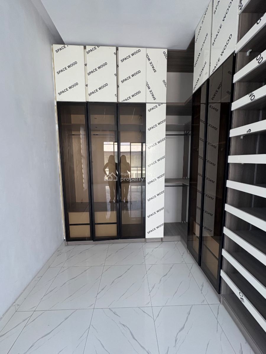 5 Bedroom Fully Detached House, Ikota Gra, Ikota, Lekki, Lagos, Detached Duplex for Sale