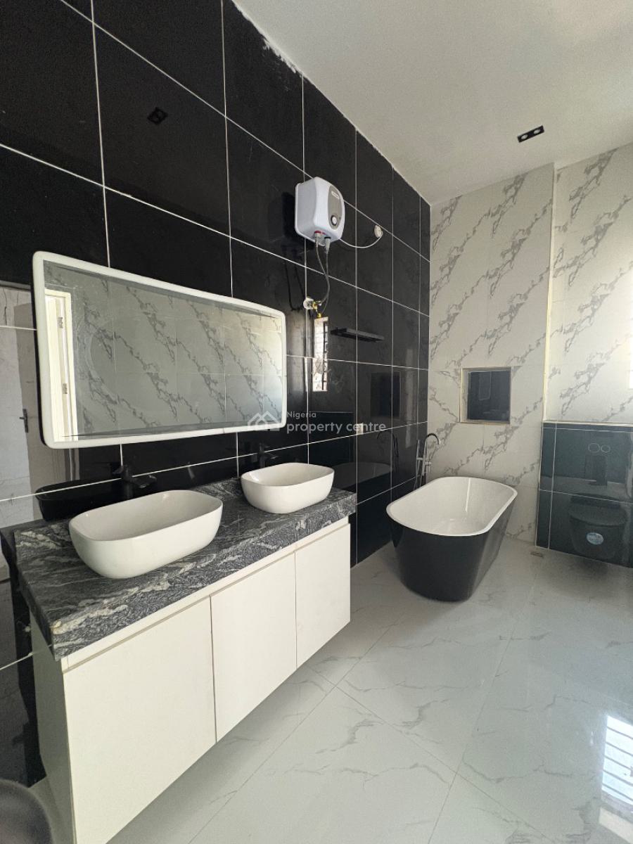 5 Bedroom Fully Detached House, Ikota Gra, Ikota, Lekki, Lagos, Detached Duplex for Sale