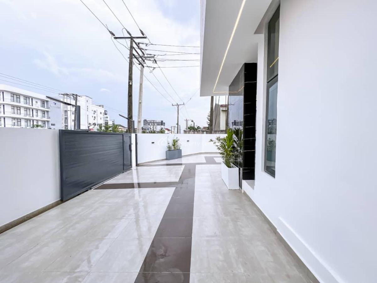 Luxury 5bedroom with a Swimming Pool, Lekki Right, Lekki Phase 1, Lekki, Lagos, Detached Duplex for Sale