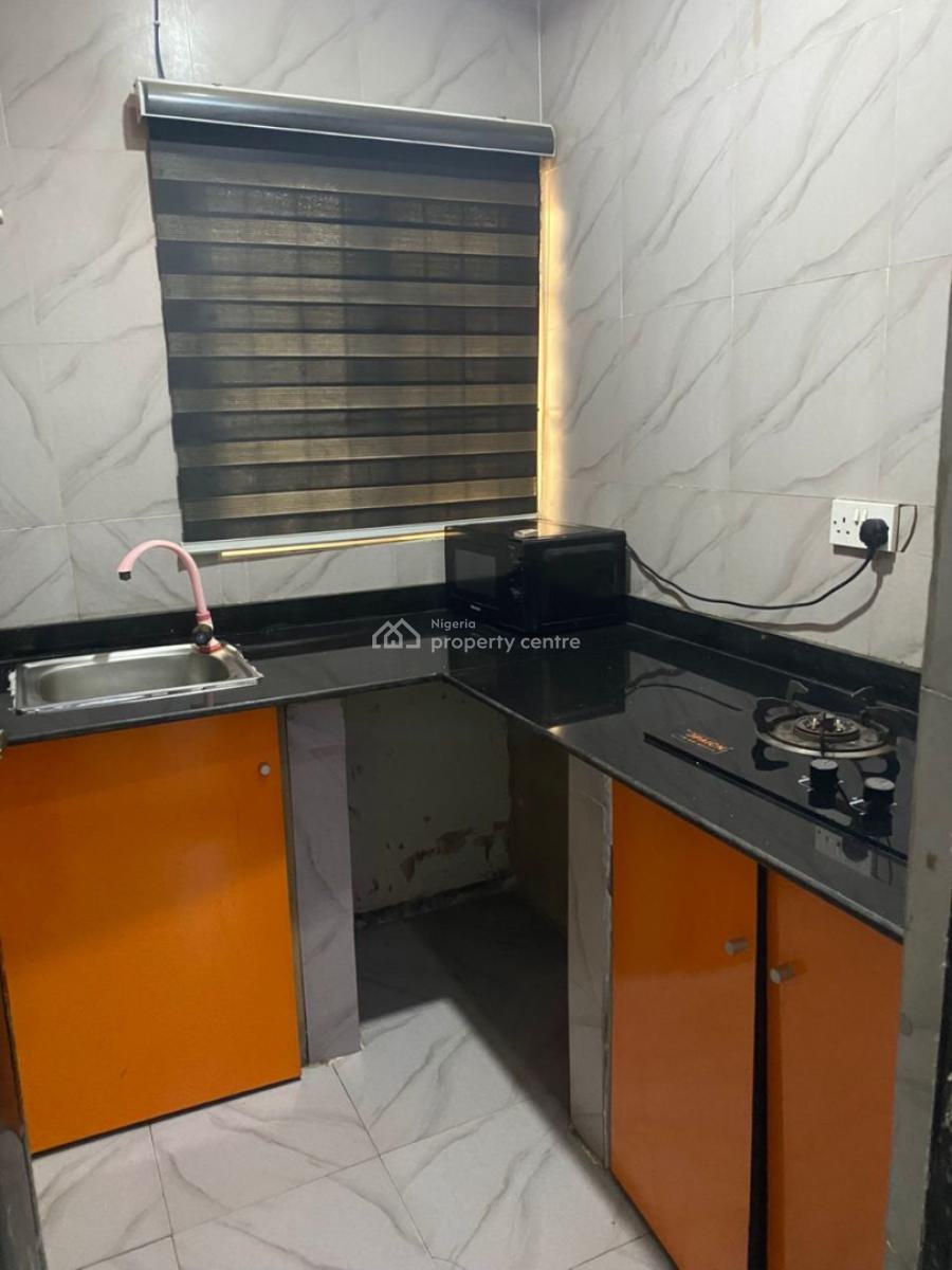 Selfcon, Opebi, Ikeja, Lagos, Self Contain (single Rooms) Short Let