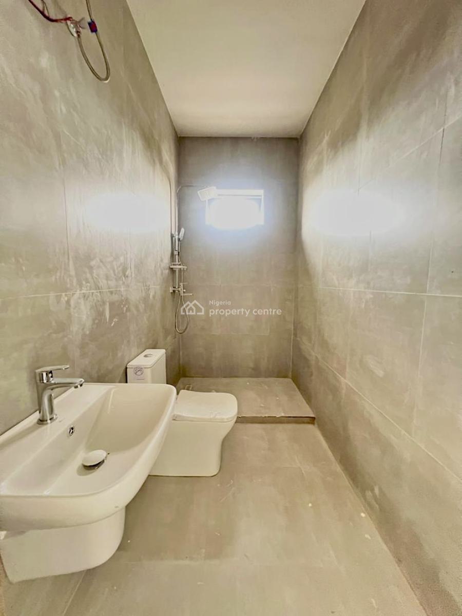 Modern 2-bedroom Apartment with Bq, Elevator, Gym & Swimming Pool, Lekki Phase 1, Lekki, Lagos, Flat / Apartment for Rent