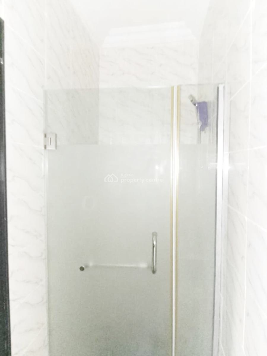 Luxury 3 Bedroom Flat, Gra Phase 1, Magodo, Lagos, Flat / Apartment for Rent