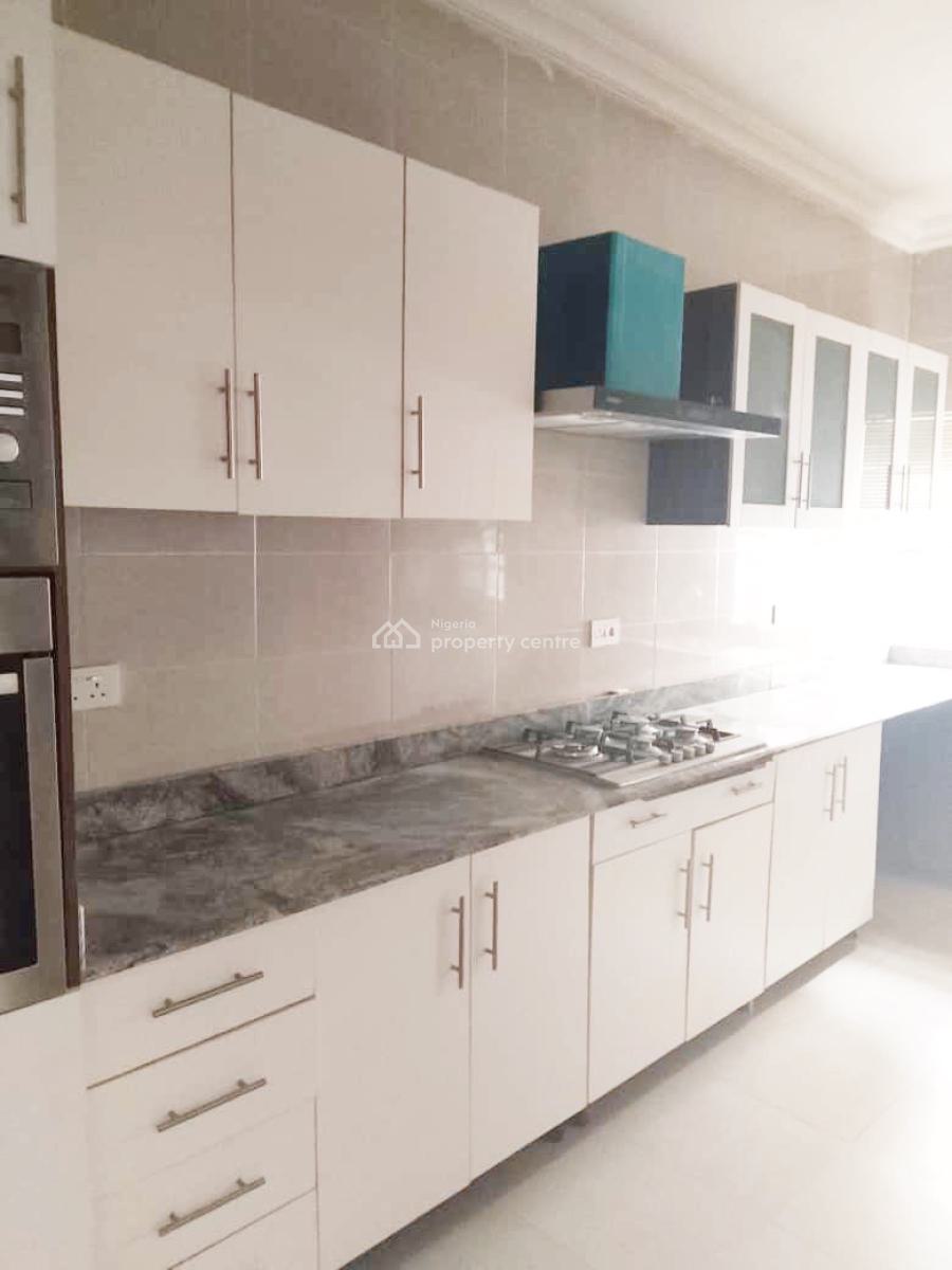 Luxury 3 Bedroom Flat, Gra Phase 1, Magodo, Lagos, Flat / Apartment for Rent