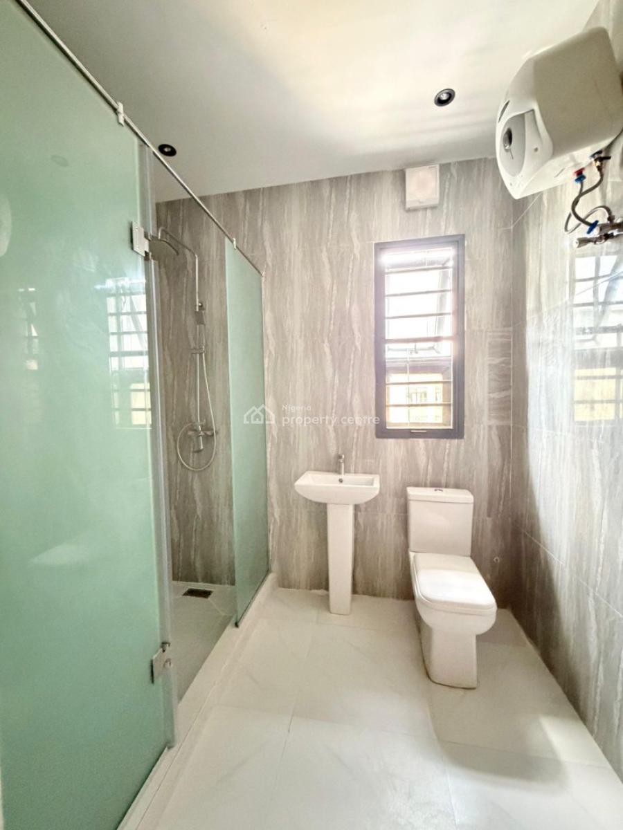 Tastefully Built 4 Bedrooms Terraced Duplex with  Bq, Osapa, Lekki, Lagos, Terraced Duplex for Sale