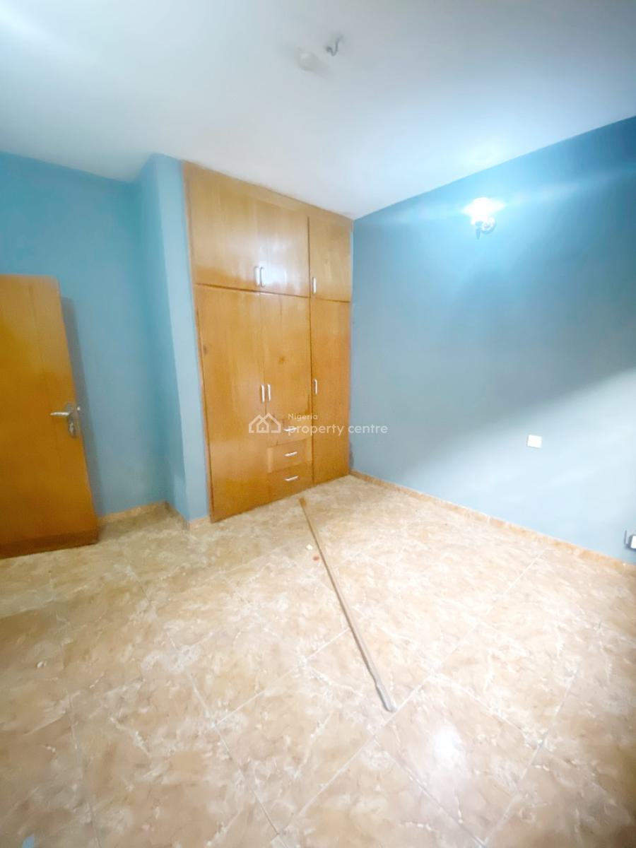 a Well Maintained Spacious 3 Bedroom Flat, Omole Phase 1, Ikeja, Lagos, Flat / Apartment for Rent