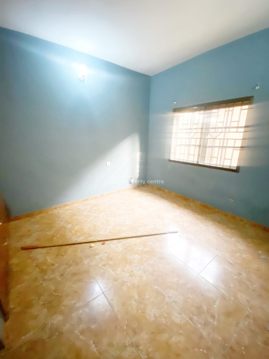 a Well Maintained Spacious 3 Bedroom Flat, Omole Phase 1, Ikeja, Lagos, Flat / Apartment for Rent