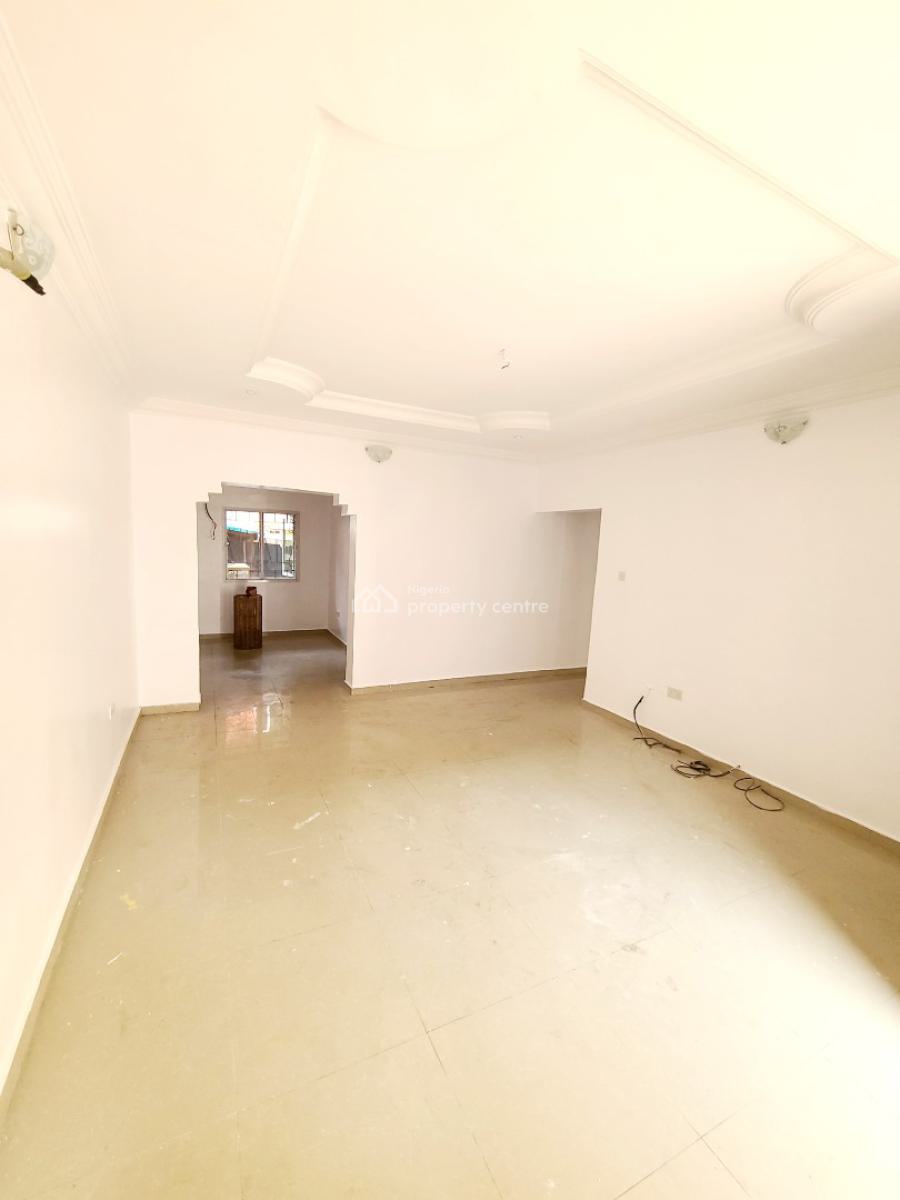 Newly Renovated 3 Bedroom Flat. Ground Floor, Osapa London Estate, Osapa, Lekki, Lagos, Flat / Apartment for Rent