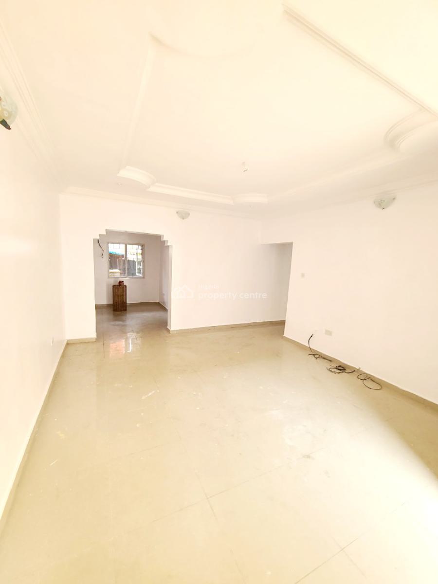 Newly Renovated 3 Bedroom Flat. Ground Floor, Osapa London Estate, Osapa, Lekki, Lagos, Flat / Apartment for Rent