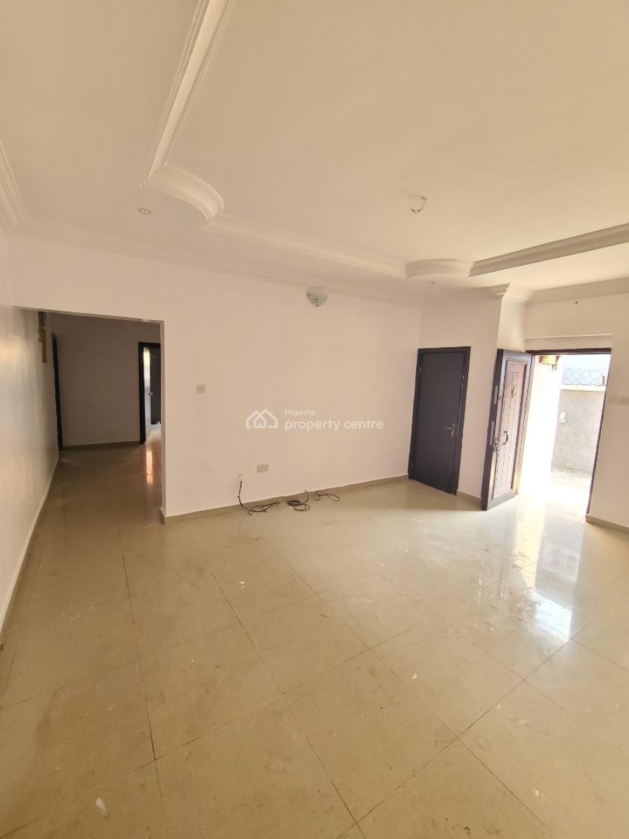 Newly Renovated 3 Bedroom Flat. Ground Floor, Osapa London Estate, Osapa, Lekki, Lagos, Flat / Apartment for Rent