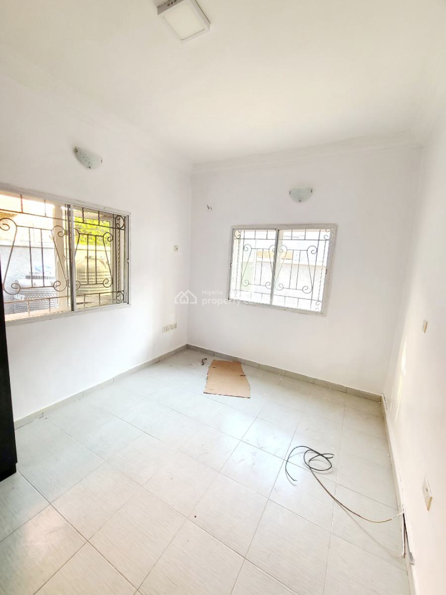 Newly Renovated 3 Bedroom Flat. Ground Floor, Osapa London Estate, Osapa, Lekki, Lagos, Flat / Apartment for Rent