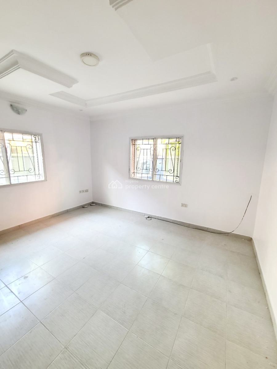 Newly Renovated 3 Bedroom Flat. Ground Floor, Osapa London Estate, Osapa, Lekki, Lagos, Flat / Apartment for Rent