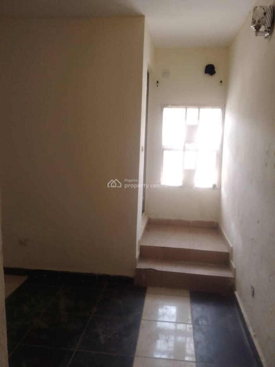 Self Contain, Beach Road, Jakande, Lekki, Lagos, Flat / Apartment for Rent