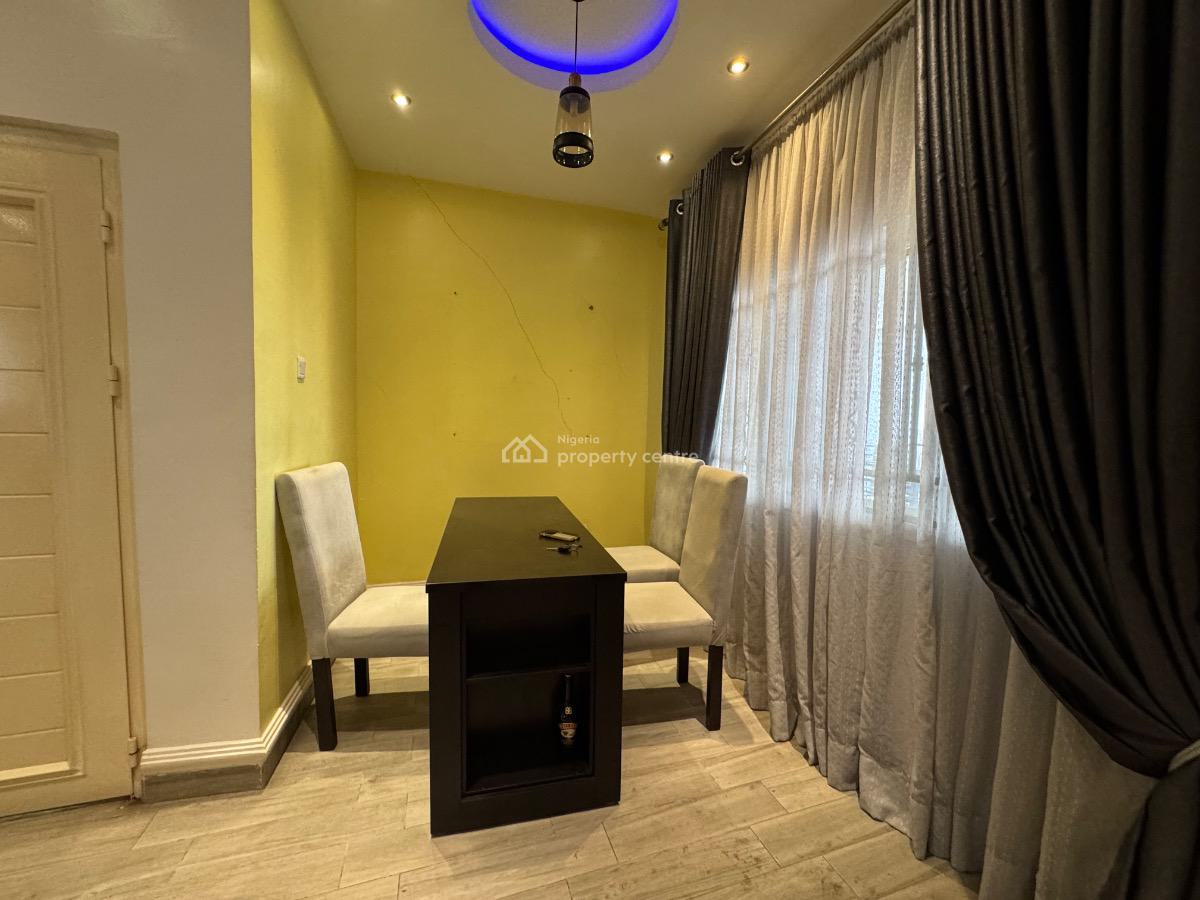 Luxury 3 Bedroom Apartment  in a Secured Estate, Gra Phase 1, Magodo, Lagos, Flat / Apartment for Sale