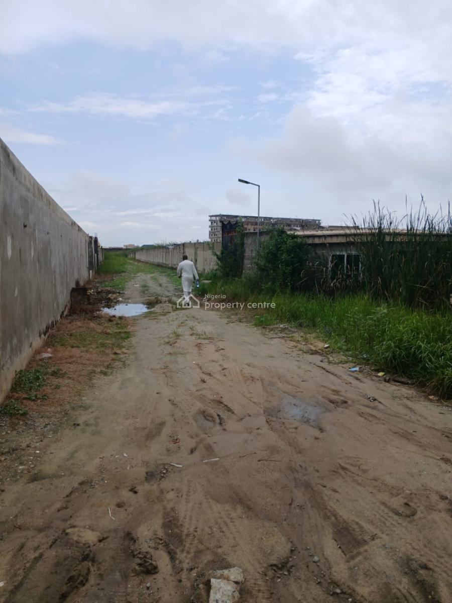 Approx. 16,900 Sqm Land, Russell Drive, Behind Russell School, Ikota, Lekki, Lagos, Mixed-use Land for Sale