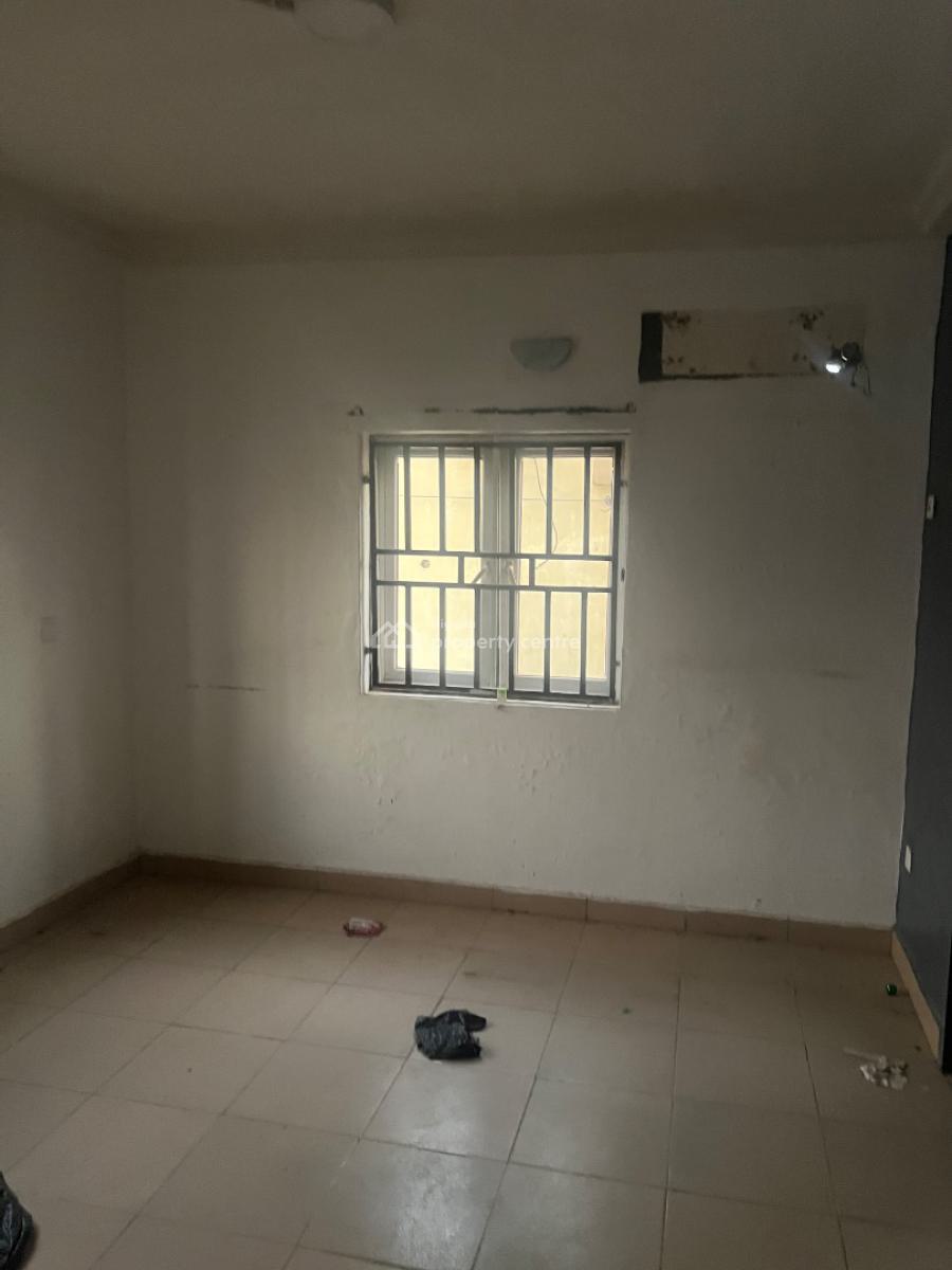 Nice 3 Bedroom Flat, Ground Floor, 3 Toilet, By Nicon Maitama Bridgr, Katampe, Abuja, Flat / Apartment for Rent