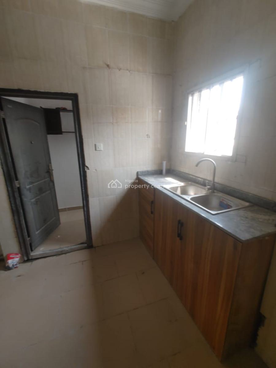 Sharp 2 Bedroom Apartment in a Secured Estate, Olokonla, Ajah, Lagos, Flat / Apartment for Rent