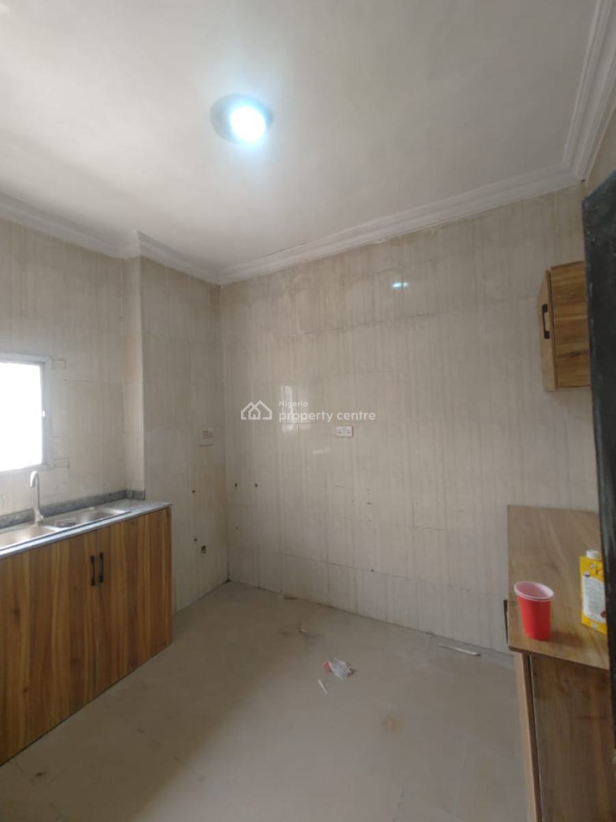 Sharp 2 Bedroom Apartment in a Secured Estate, Olokonla, Ajah, Lagos, Flat / Apartment for Rent