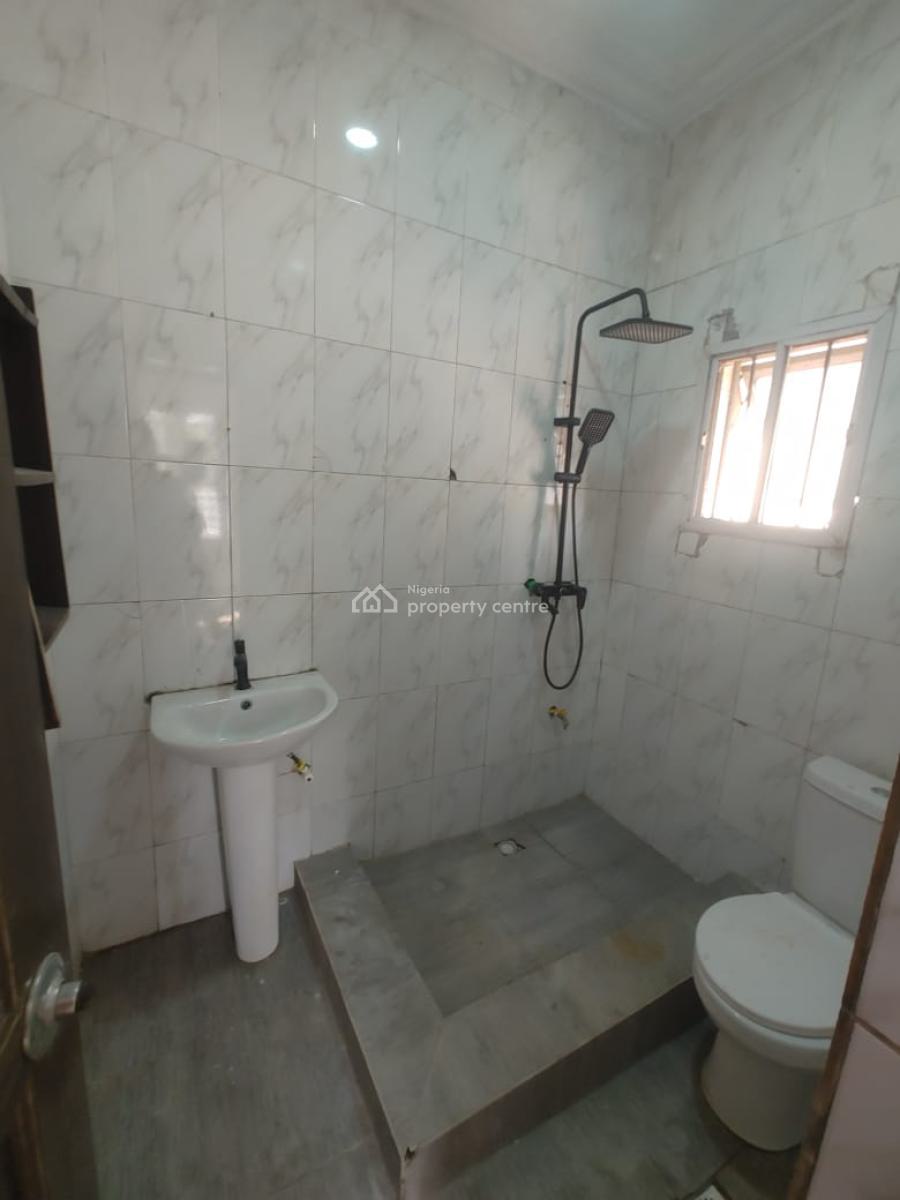Sharp 2 Bedroom Apartment in a Secured Estate, Olokonla, Ajah, Lagos, Flat / Apartment for Rent