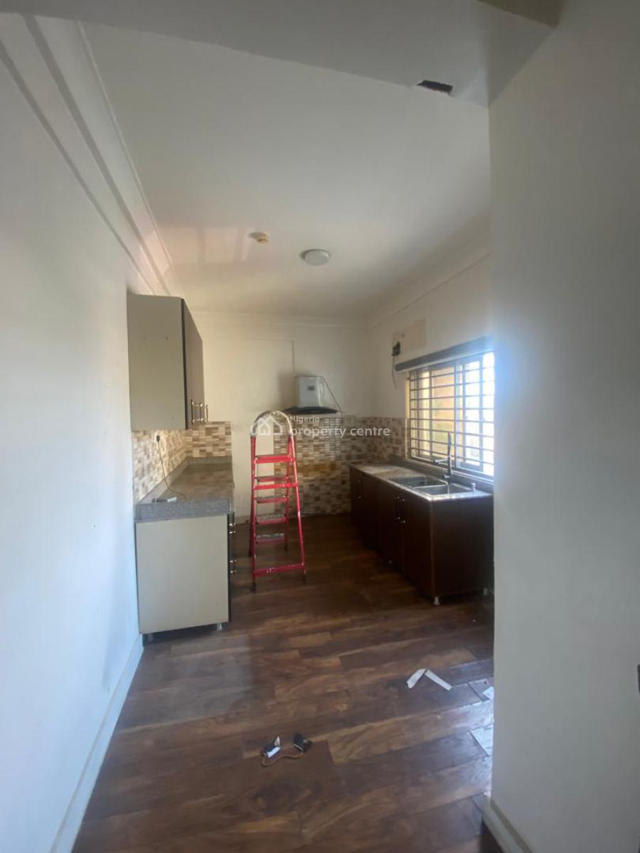 Spacious and Serviced Three Bedroom Flat Apartment, Marwa, Lekki Right, Lekki Phase 1, Lekki, Lagos, Flat / Apartment for Rent