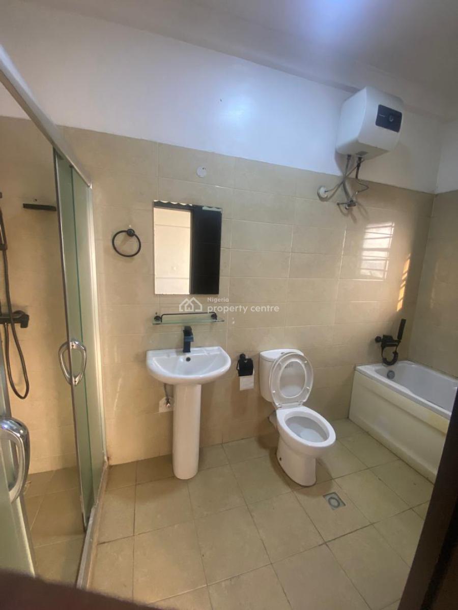 Spacious and Serviced Three Bedroom Flat Apartment, Marwa, Lekki Right, Lekki Phase 1, Lekki, Lagos, Flat / Apartment for Rent