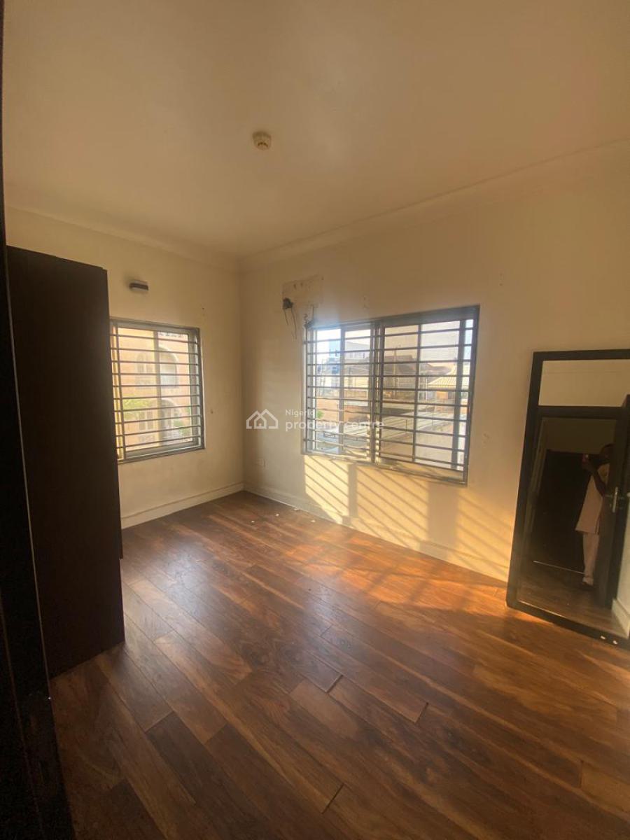 Spacious and Serviced Three Bedroom Flat Apartment, Marwa, Lekki Right, Lekki Phase 1, Lekki, Lagos, Flat / Apartment for Rent