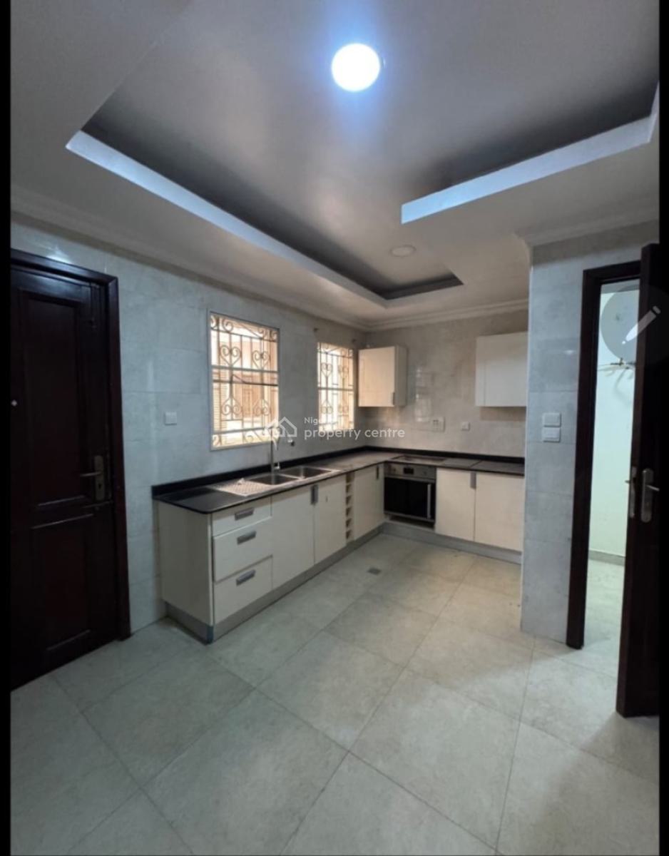 1 Bedroom Mini-flat Apartment, Lekki Phase 1, Lekki, Lagos, Mini Flat (room and Parlour) for Rent