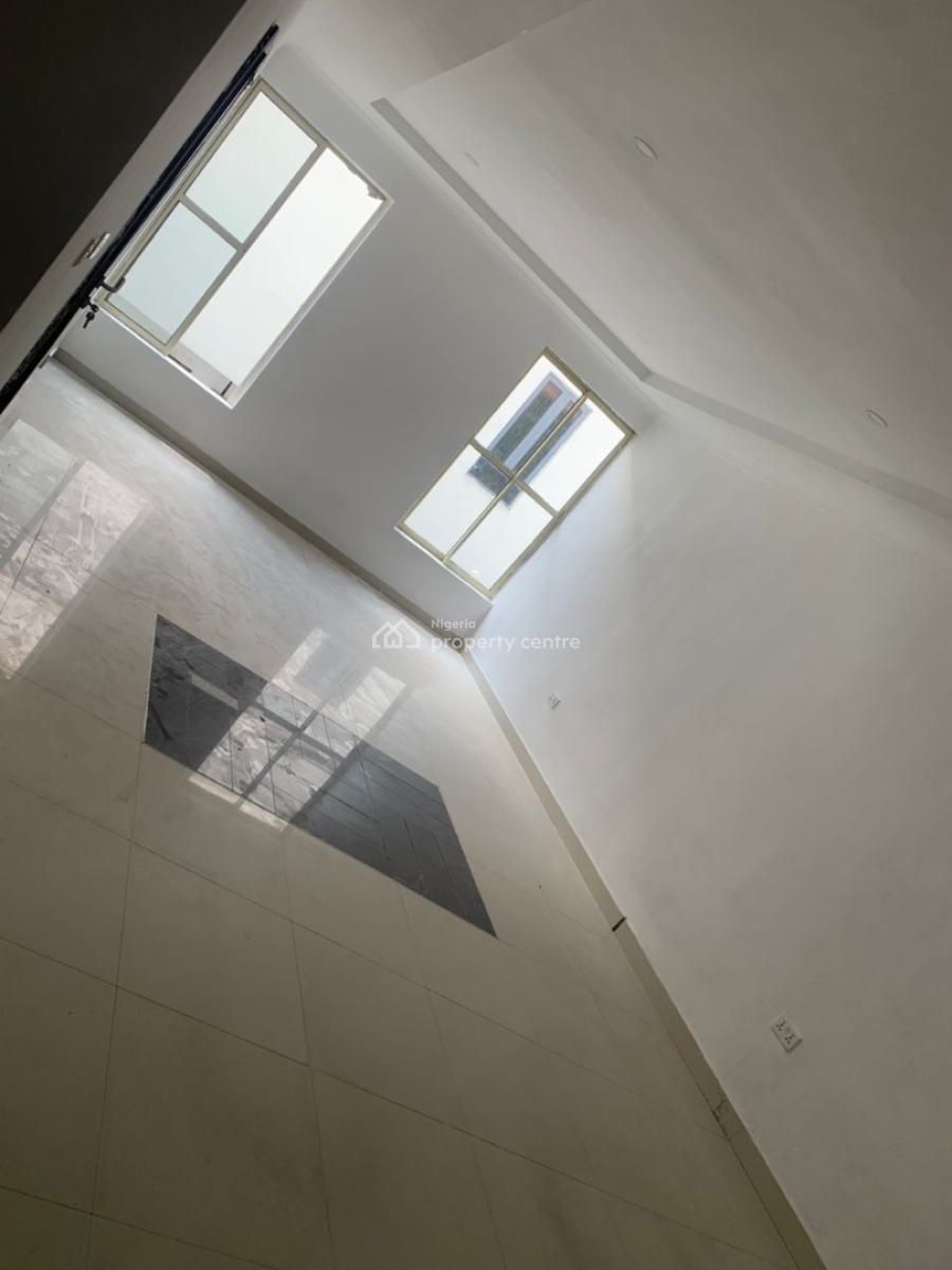 5 Bedroom Town House with a Room Bq, Lekki, Lagos, Semi-detached Duplex for Rent