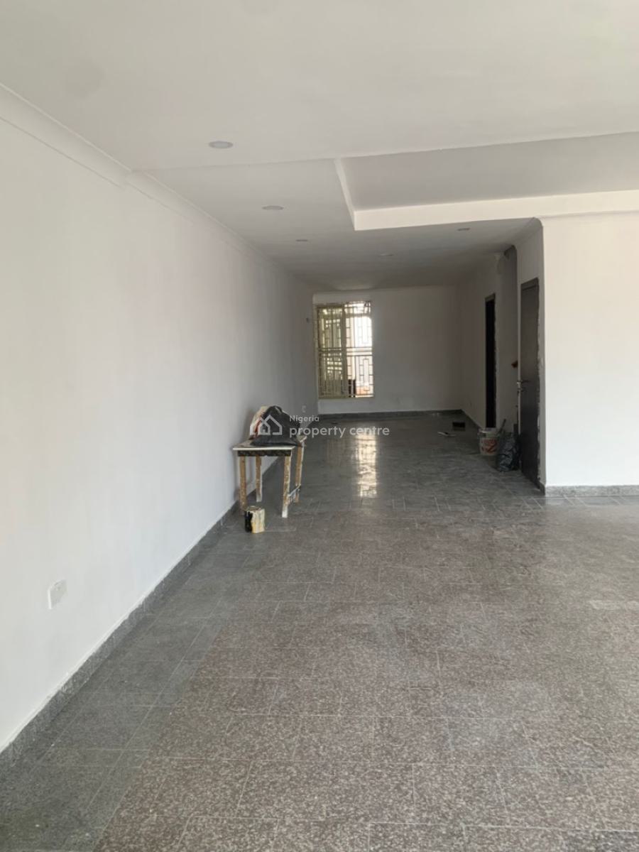 5 Bedroom Town House with a Room Bq, Lekki, Lagos, Semi-detached Duplex for Rent