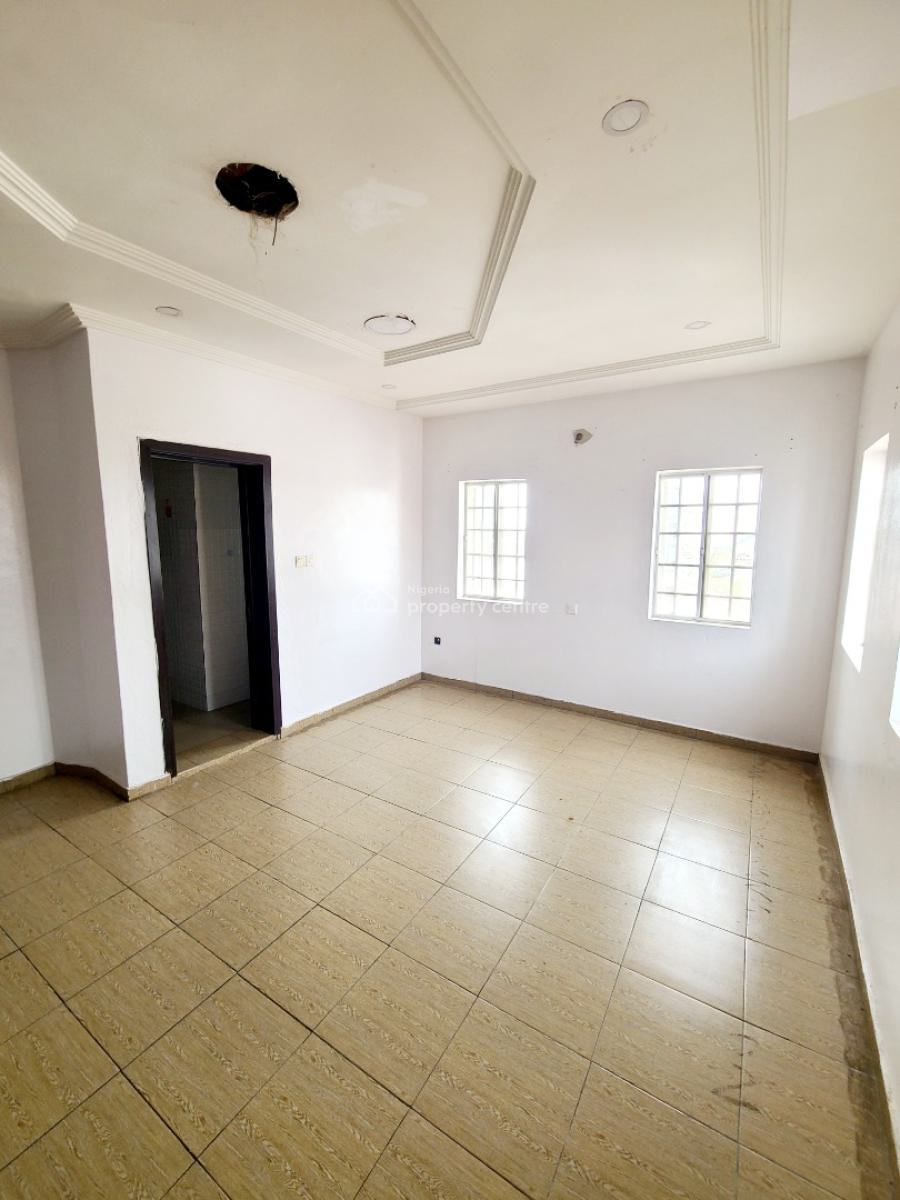 Newly Renovated 3 Bedroom Flat, Osapa London Estate, Osapa, Lekki, Lagos, Flat / Apartment for Rent