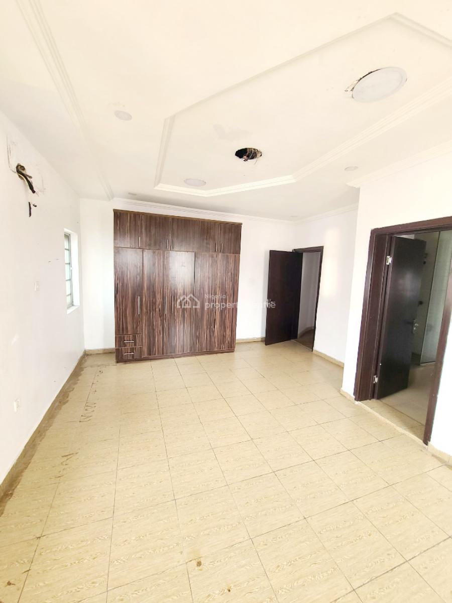 Newly Renovated 3 Bedroom Flat, Osapa London Estate, Osapa, Lekki, Lagos, Flat / Apartment for Rent