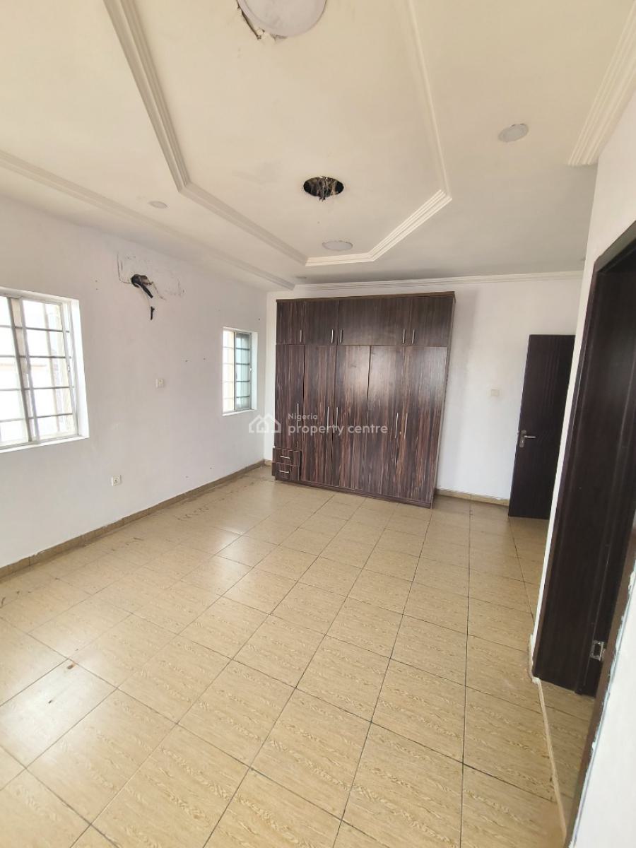 Newly Renovated 3 Bedroom Flat, Osapa London Estate, Osapa, Lekki, Lagos, Flat / Apartment for Rent